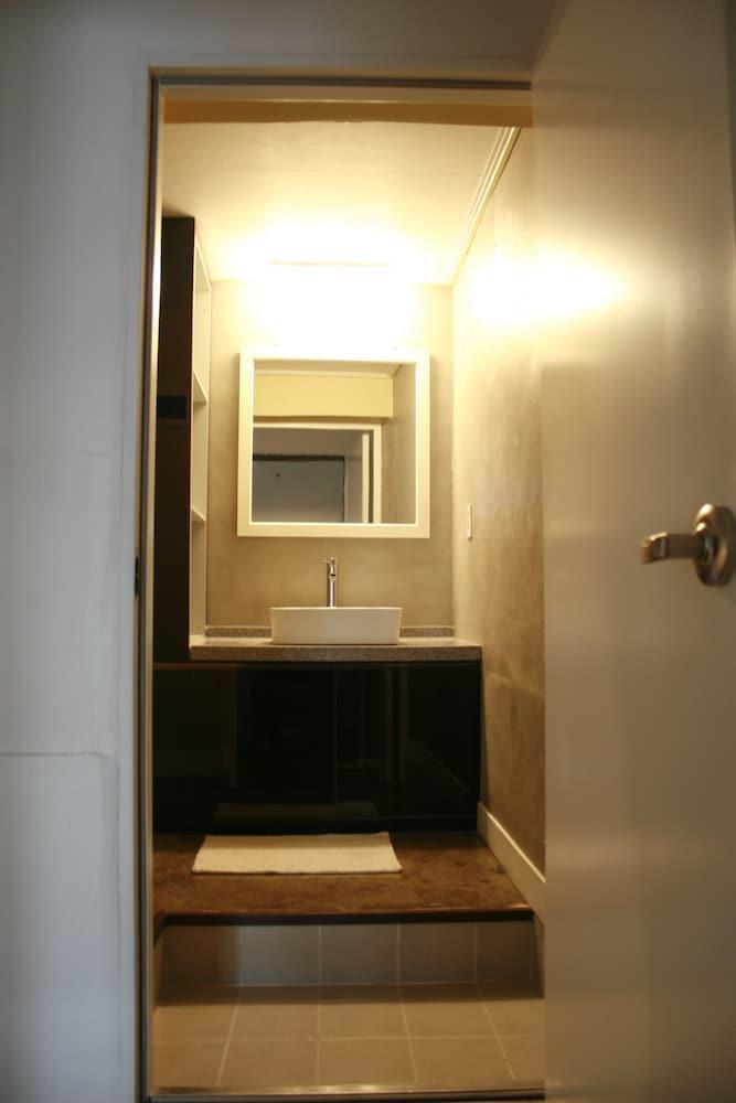 Crib 49 Guesthouse - Foreigner Only Seul Exterior foto